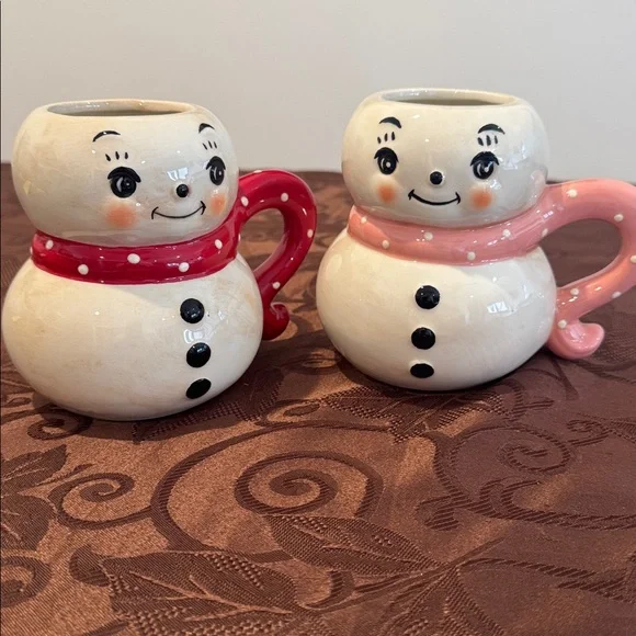 ❄️⛄️ Set of 2 Holiday Johanna Parker Mugs - Picture 12 of 12